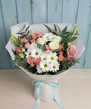 Букет цветов из:  Розы, Лизиантусы и Хризантемы #REPLACE_PRED# Ульяновке