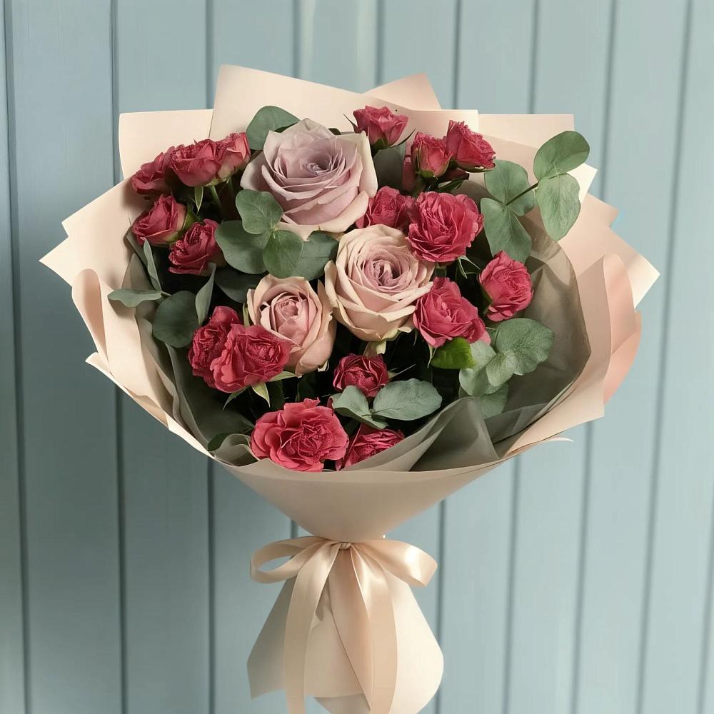 Букет цветов из: Гвоздики и Розы в Ульяновке