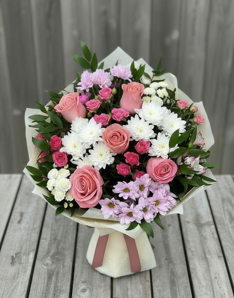 Букет цветов из: Альстромерии, Гвоздики, Розы и Хризантемы в Ульяновке