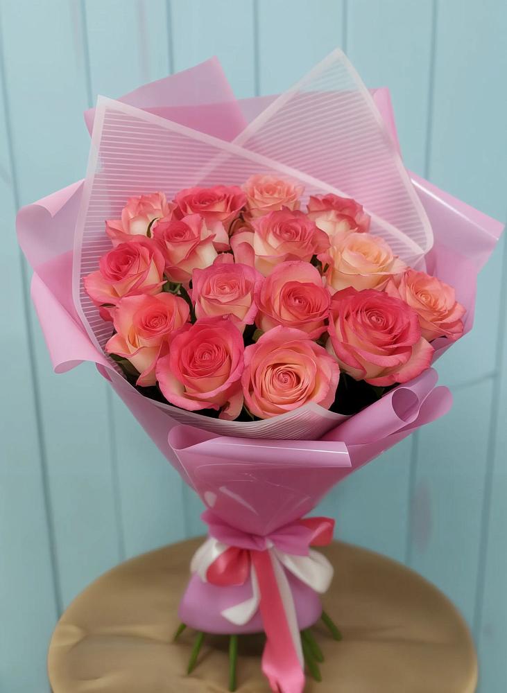 Букет 15 Розовых роз Равель в Ульяновке
