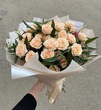 Букет Кремовые розы Латте в Ульяновке