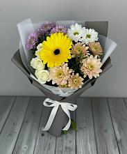 Букет цветов из:  Розы, Герберы и Хризантемы в Ульяновке