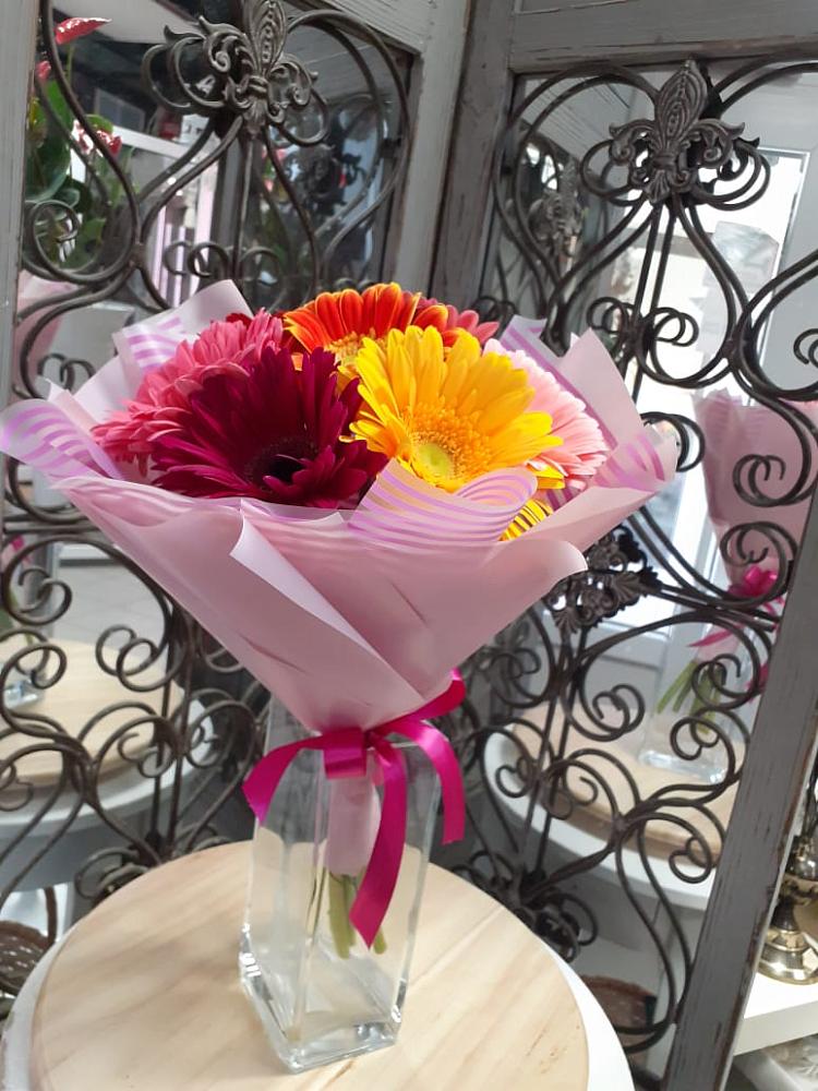 Букет цветов из: Герберы в Ульяновке