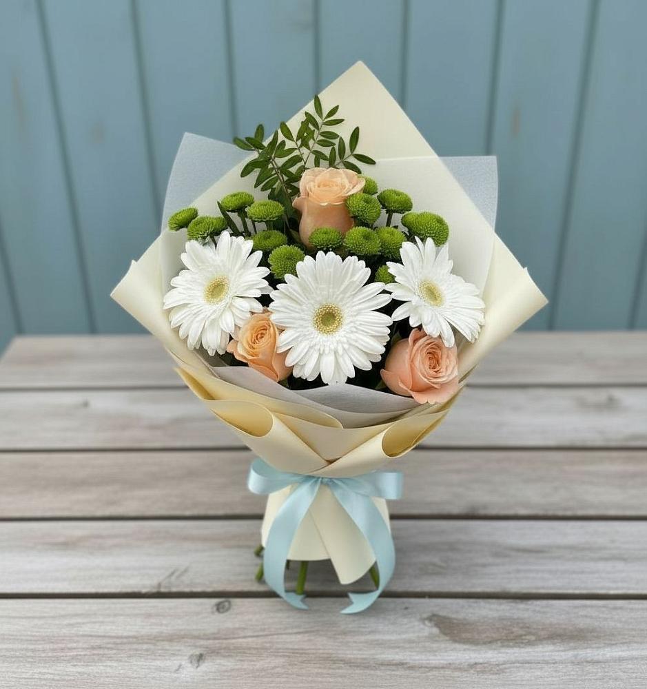 Букет цветов из: Герберы, Розы и Хризантемы в Ульяновке