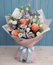 Букет цветов из:  Лизиантусы, Розы, Альстромерии и Гипсофила в Ульяновке