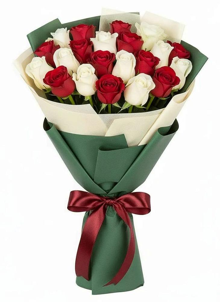 Букет Микс из красных и белых роз в Ульяновке