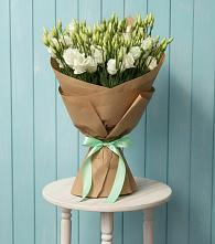 Букет цветов из:  Лизиантусы в Ульяновке