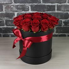 Цветочная композиция из Розы в шляпной коробке #REPLACE_PRED# Ульяновке