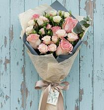 Букет цветов из:  Розы в Ульяновке