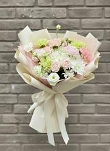 Букет цветов из:  Гвоздики, Розы, Лизиантусы и Хризантемы в Ульяновке