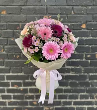 Букет цветов из:  Герберы и Хризантемы в Ульяновке