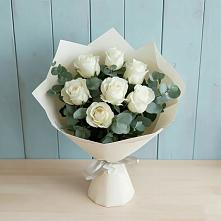 Букет Белые розы в Эвкалипте в Ульяновке